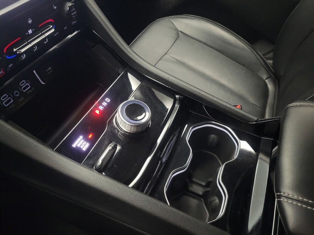 2022 Jeep Grand Cherokee L in Indianapolis, IN 46222 - 18089645 26