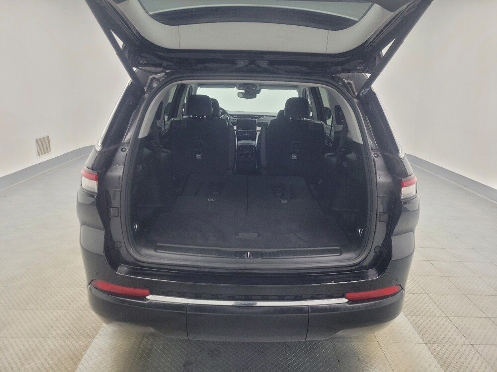 2022 Jeep Grand Cherokee L in Indianapolis, IN 46222 - 18089645 29