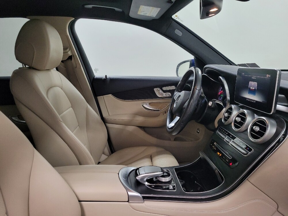 2018 Mercedes-Benz GLC 300 in Pittsburgh, PA 15236 - 18089650 21