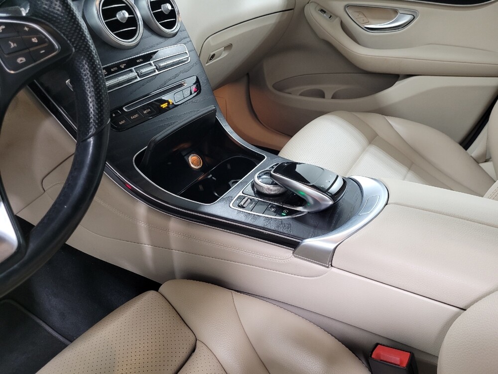 2018 Mercedes-Benz GLC 300 in Pittsburgh, PA 15236 - 18089650 26