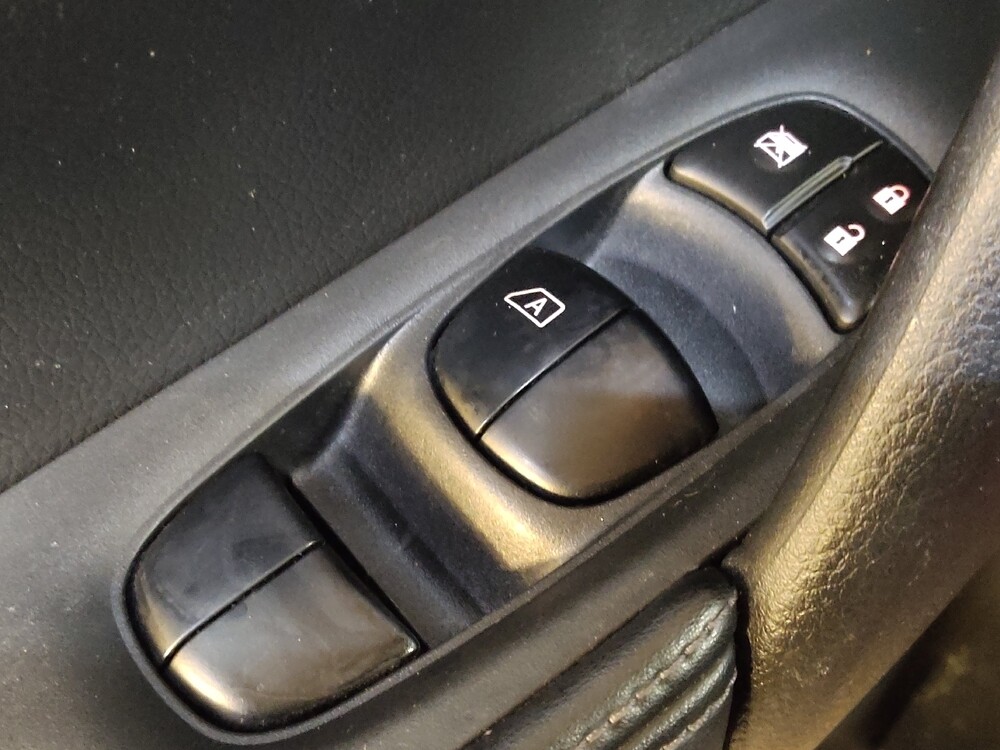 2017 Nissan Rogue in Fayetteville, NC 28304 - 18089655 27