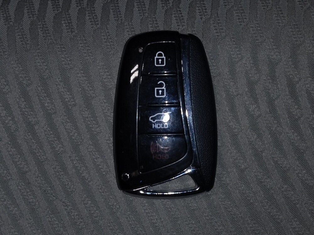 2018 Hyundai Santa Fe in Kissimmee, FL 34744 - 18089658 32