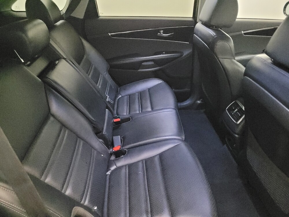 2020 Kia Sorento in New Castle, DE 19720 - 18089663 19