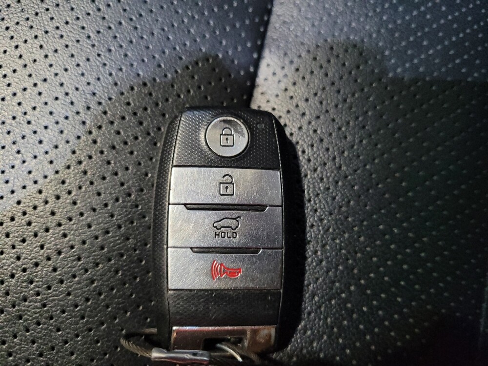 2020 Kia Sorento in New Castle, DE 19720 - 18089663 32