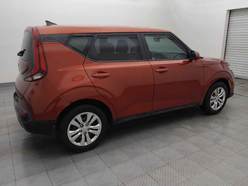 2021 Kia Soul in Live Oak, TX 78233 - 18089675 10