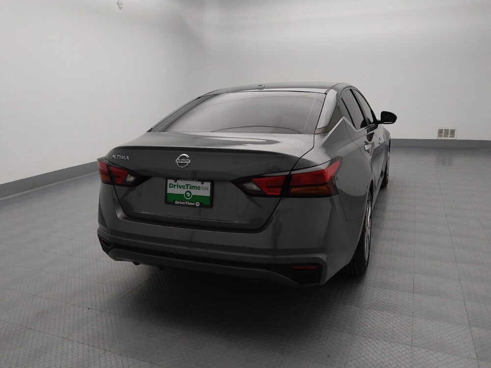 2019 Nissan Altima in St. Louis, MO 63125 - 18089677 7