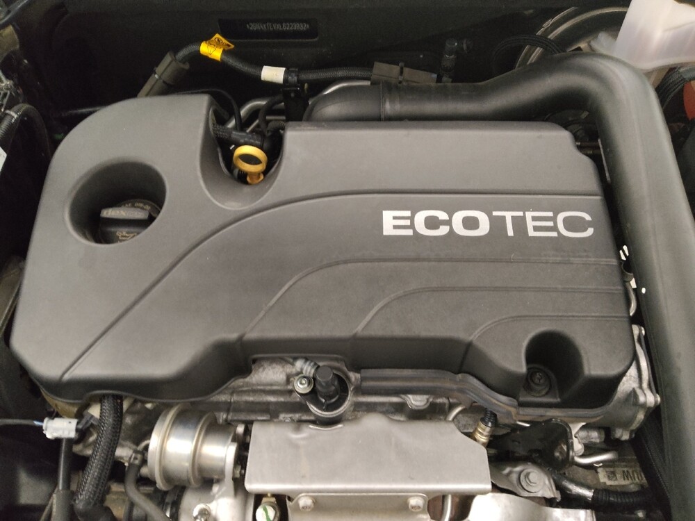 2020 Chevrolet Equinox in Lakewood, CO 80215 - 18089683 30