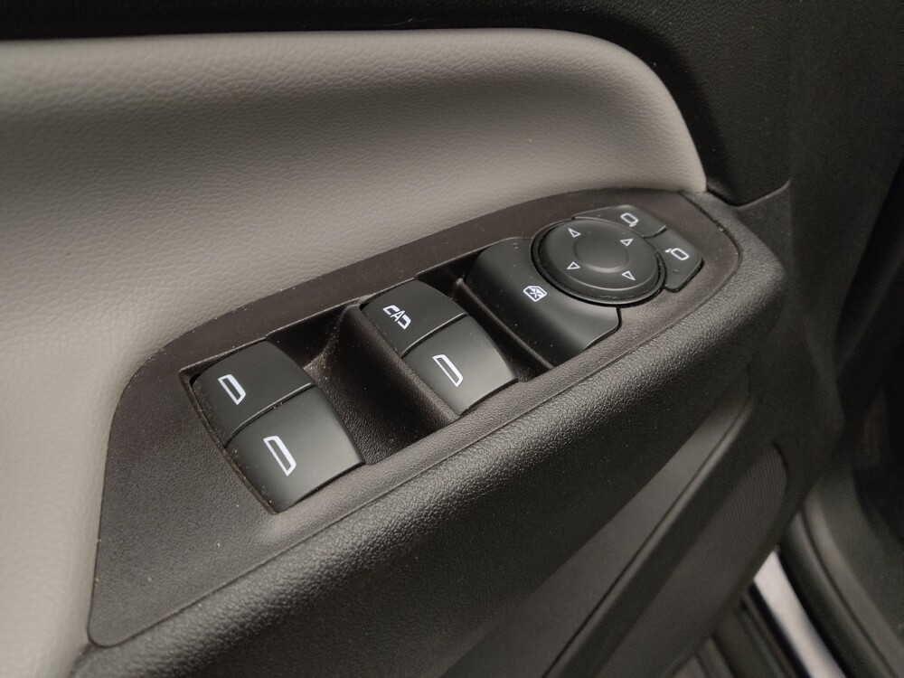 2020 Chevrolet Equinox in Lakewood, CO 80215 - 18089683 27