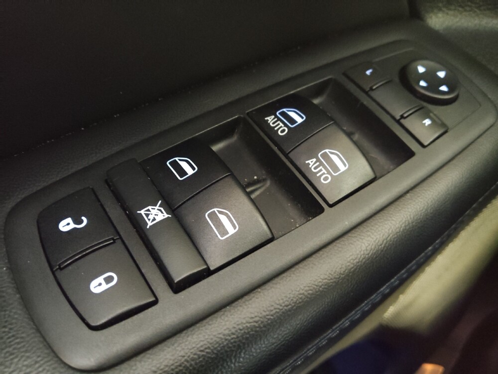 2018 Jeep Grand Cherokee in Houston, TX 77074 - 18089691 27