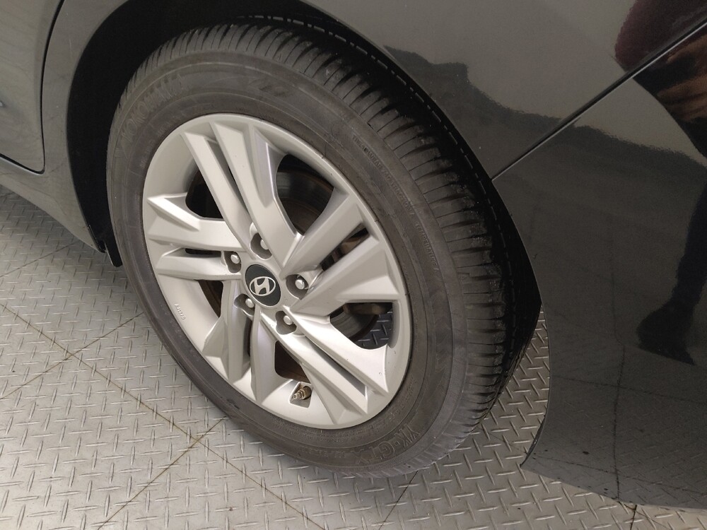 2019 Hyundai Elantra in San Antonio, TX 78238 - 18089693 31