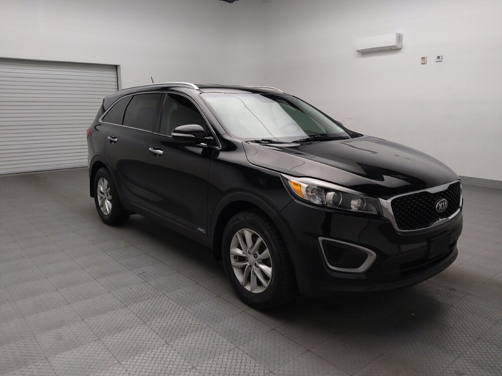 2017 Kia Sorento in Oklahoma City, OK 73139 - 18089695 13