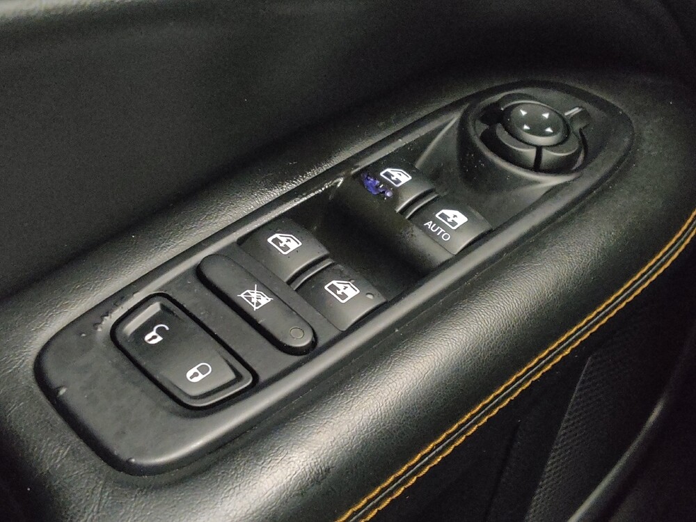 2018 Jeep Compass in Houston, TX 77074 - 18089698 27