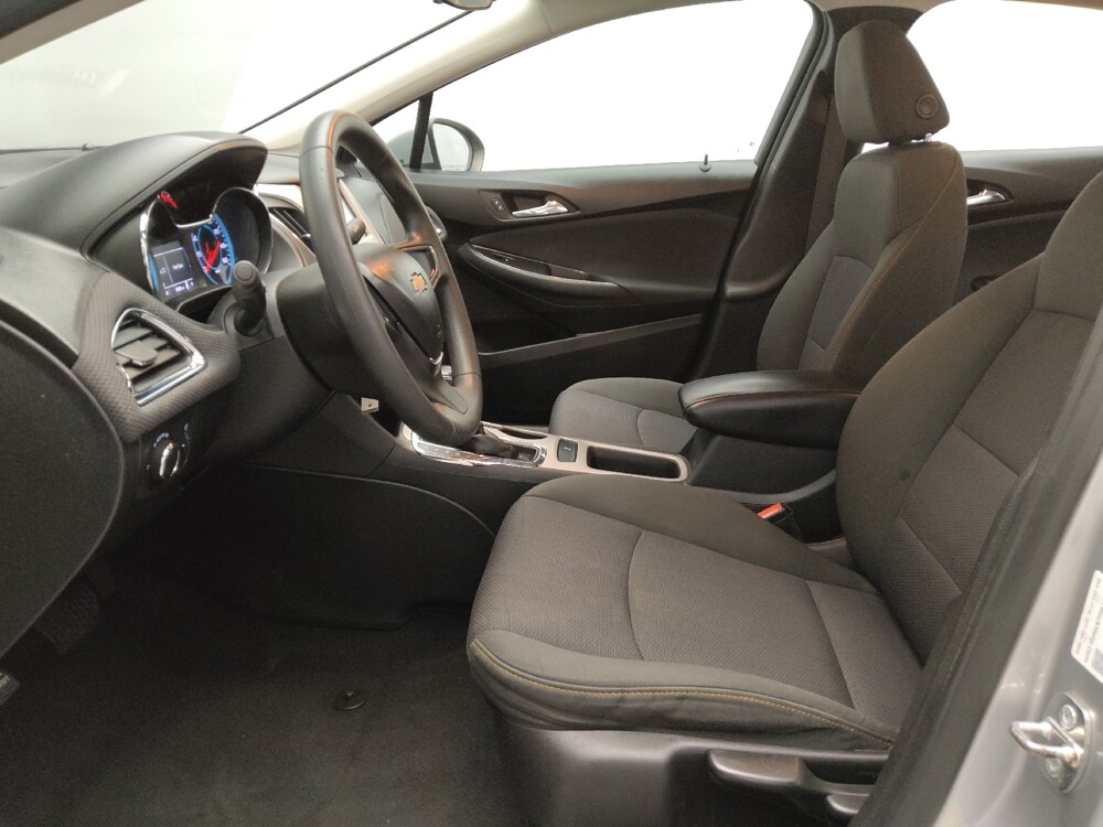 2017 Chevrolet Cruze in Oklahoma City, OK 73139 - 18089699 17