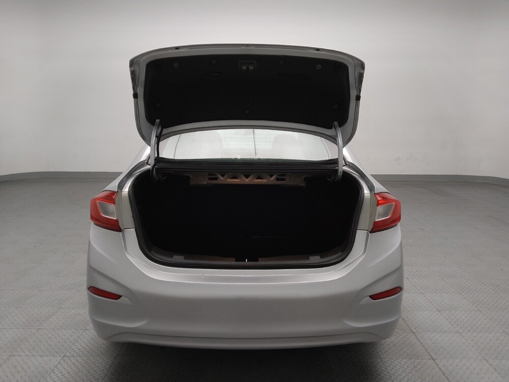 2017 Chevrolet Cruze in Oklahoma City, OK 73139 - 18089699 29