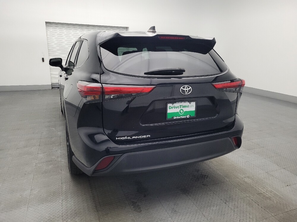 2022 Toyota Highlander in Orlando, FL 32808 - 18089705 6