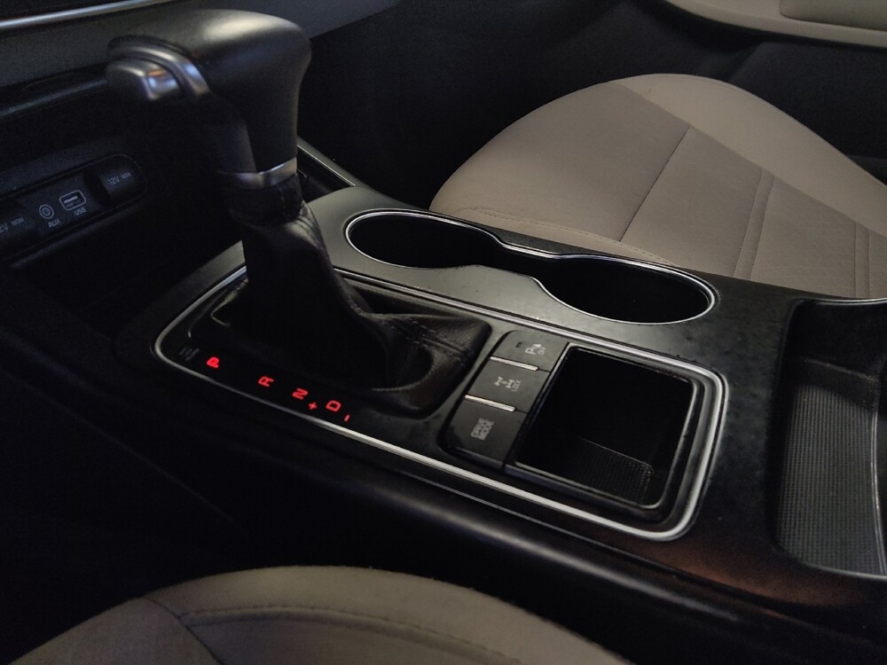 2019 Kia Sorento in Live Oak, TX 78233 - 18089706 26