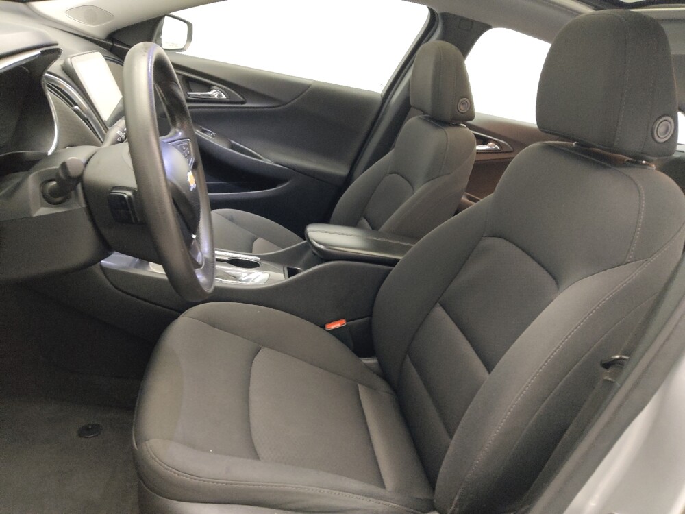 2020 Chevrolet Malibu in Stone Mountain, GA 30083 - 18089712 17