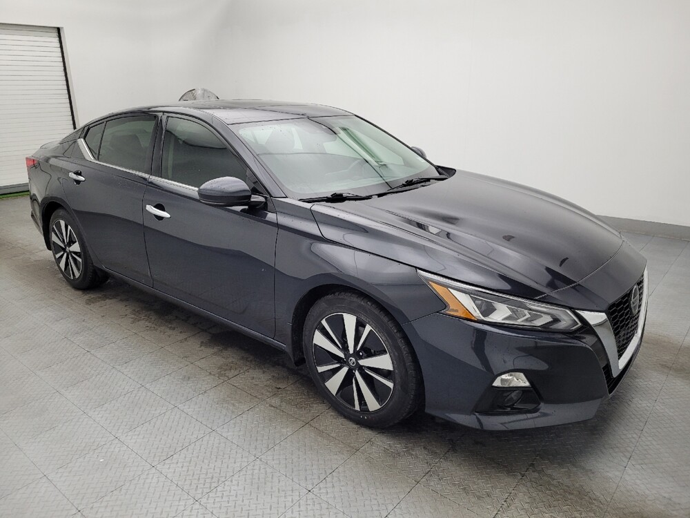 2022 Nissan Altima in Raleigh, NC 27604 - 18089717 11