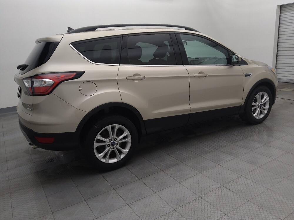 2018 Ford Escape in Houston, TX 77060 - 18089718 10