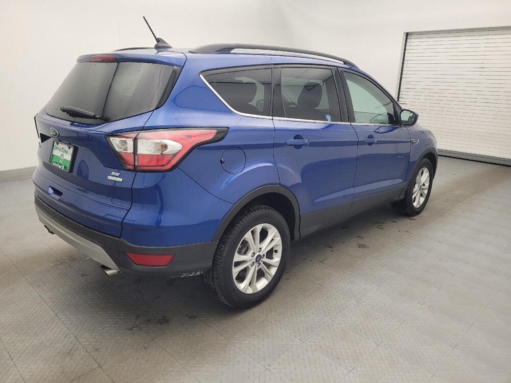 2018 Ford Escape in Wilmington, NC 28405 - 18089724 10