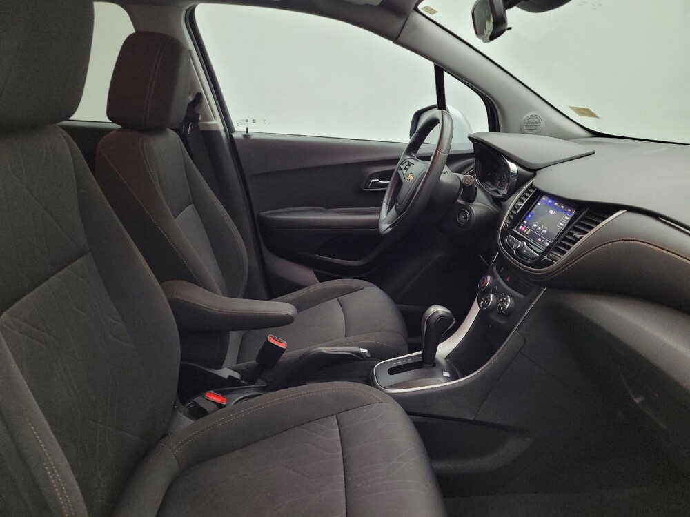 2020 Chevrolet Trax in Fairfield, OH 45014 - 18089728 21