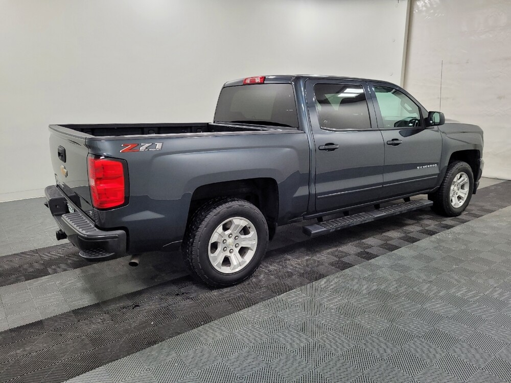 2018 Chevrolet Silverado 1500 in Pittsburgh, PA 15236 - 18089744 10