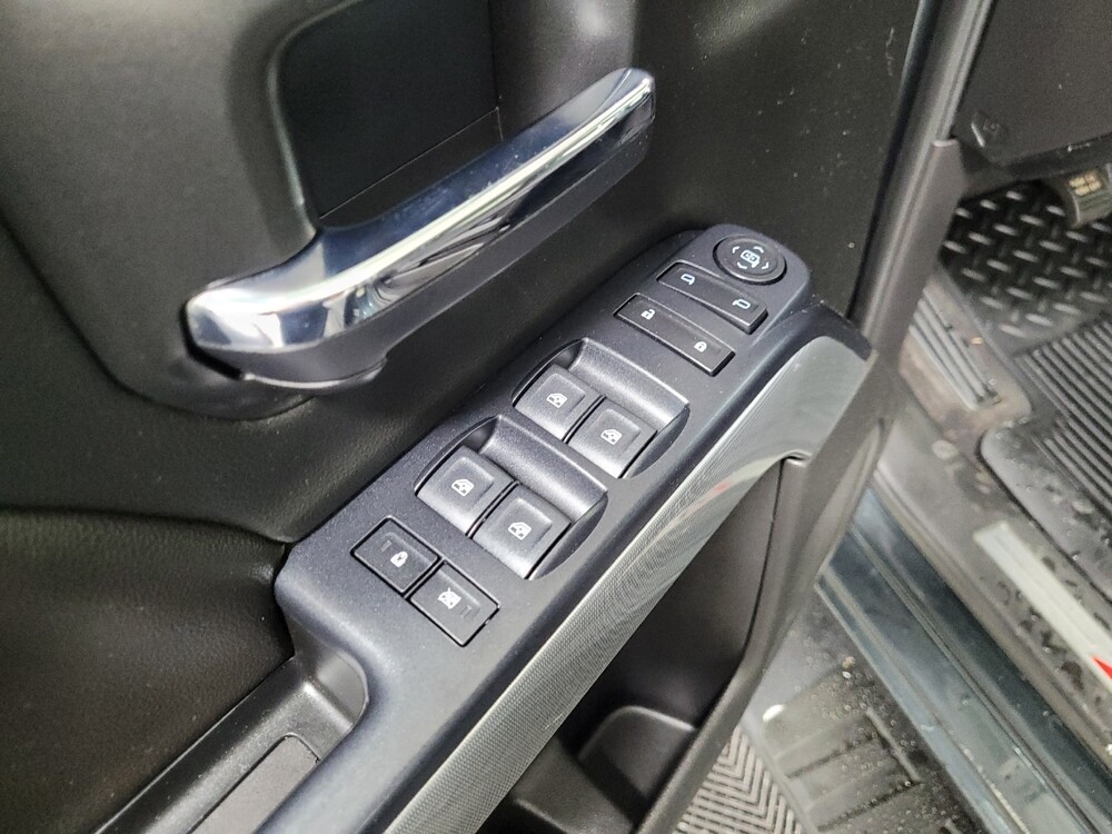 2018 Chevrolet Silverado 1500 in Pittsburgh, PA 15236 - 18089744 27