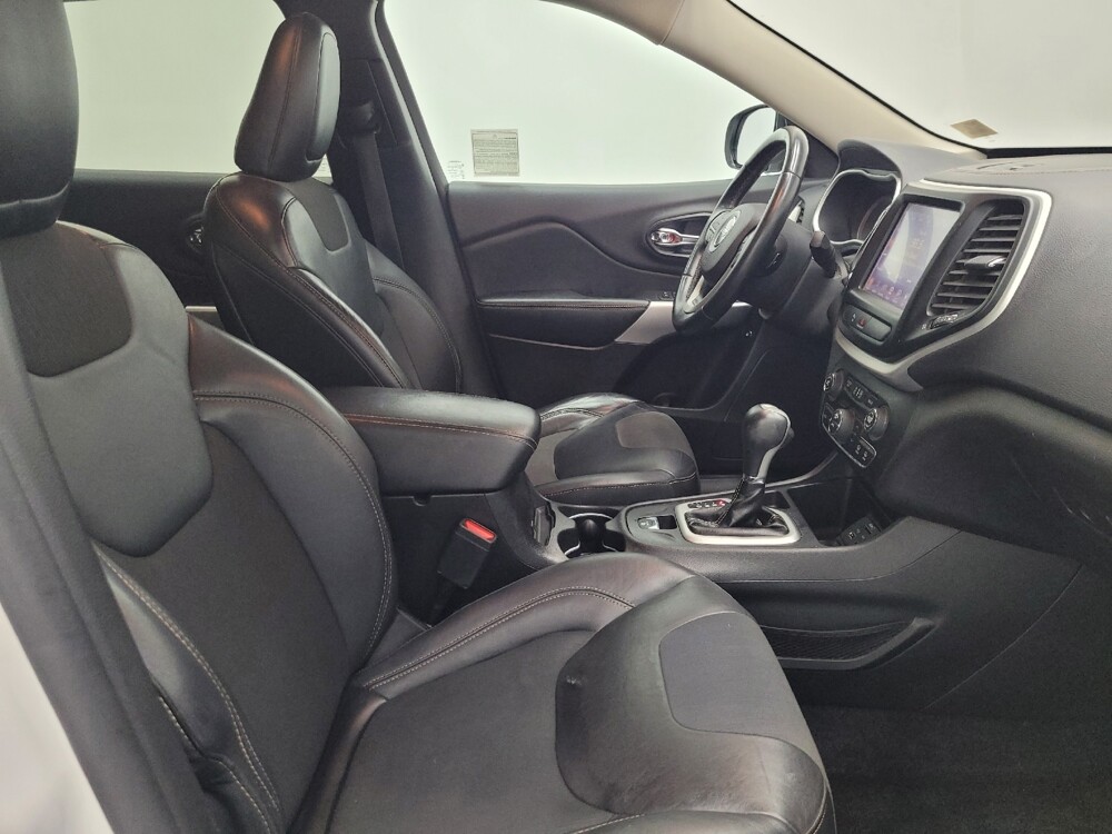 2018 Jeep Cherokee in Las Vegas, NV 89102 - 18089759 21