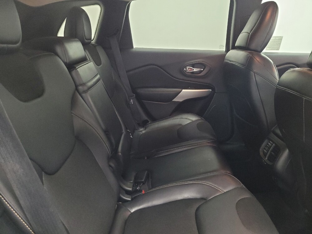 2018 Jeep Cherokee in Las Vegas, NV 89102 - 18089759 19