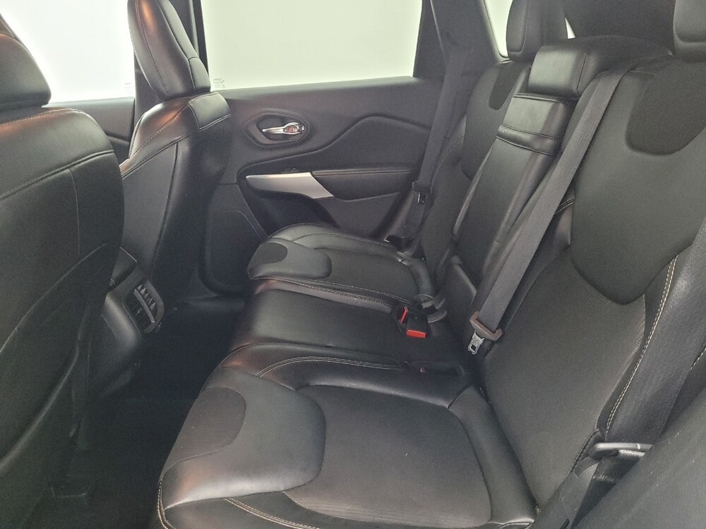 2018 Jeep Cherokee in Las Vegas, NV 89102 - 18089759 18