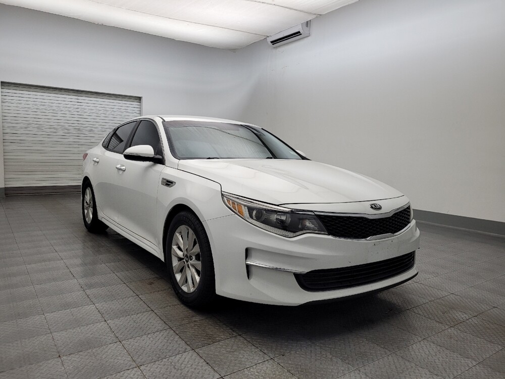 2018 Kia Optima in Tucson, AZ 85705 - 18089760 13