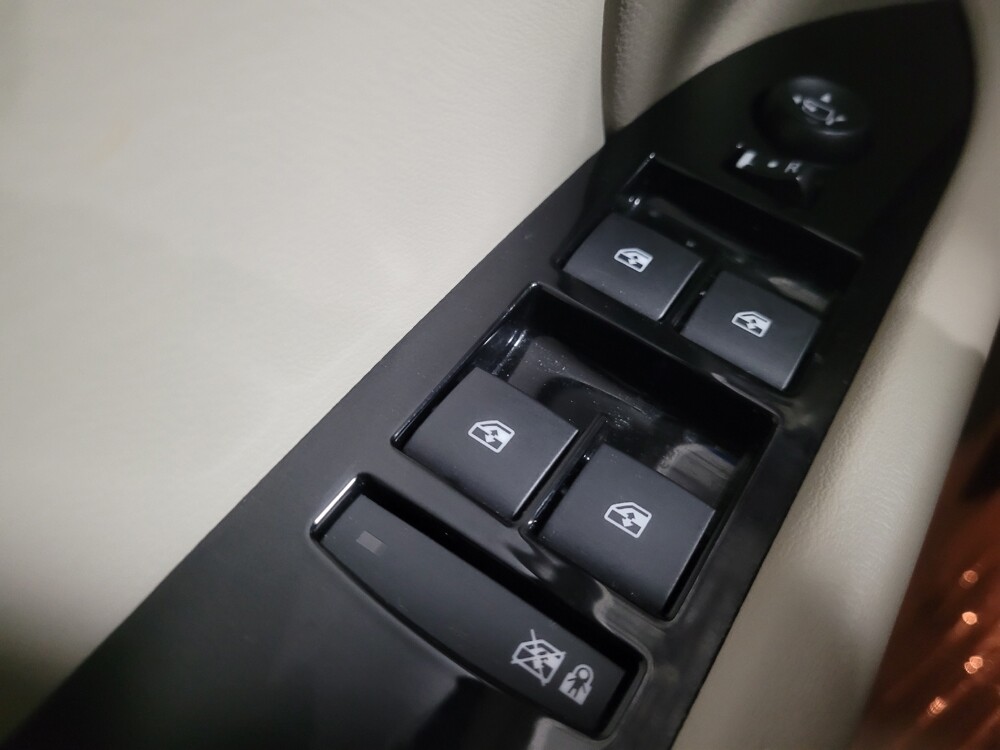 2017 Cadillac XTS in Birmingham, AL 35215 - 18089763 27