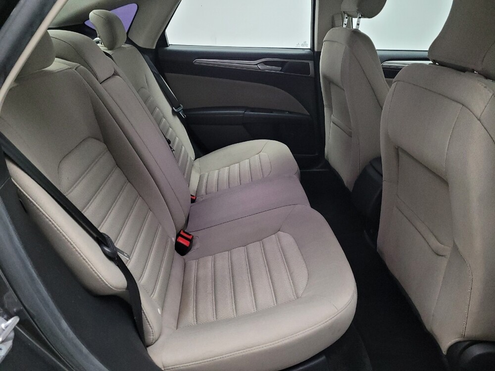 2018 Ford Fusion in Bakersfield, CA 93309 - 18089764 19