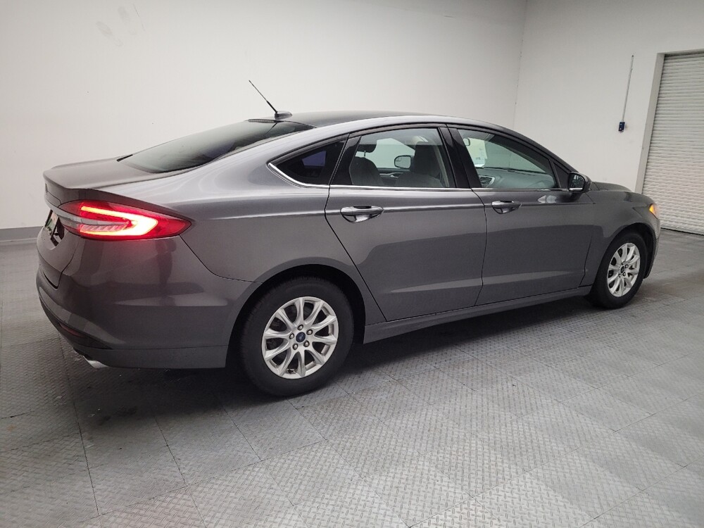 2018 Ford Fusion in Bakersfield, CA 93309 - 18089764 10