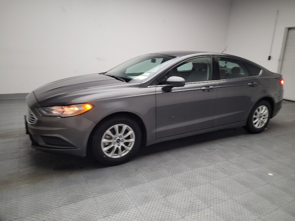 2018 Ford Fusion in Bakersfield, CA 93309 - 18089764 2
