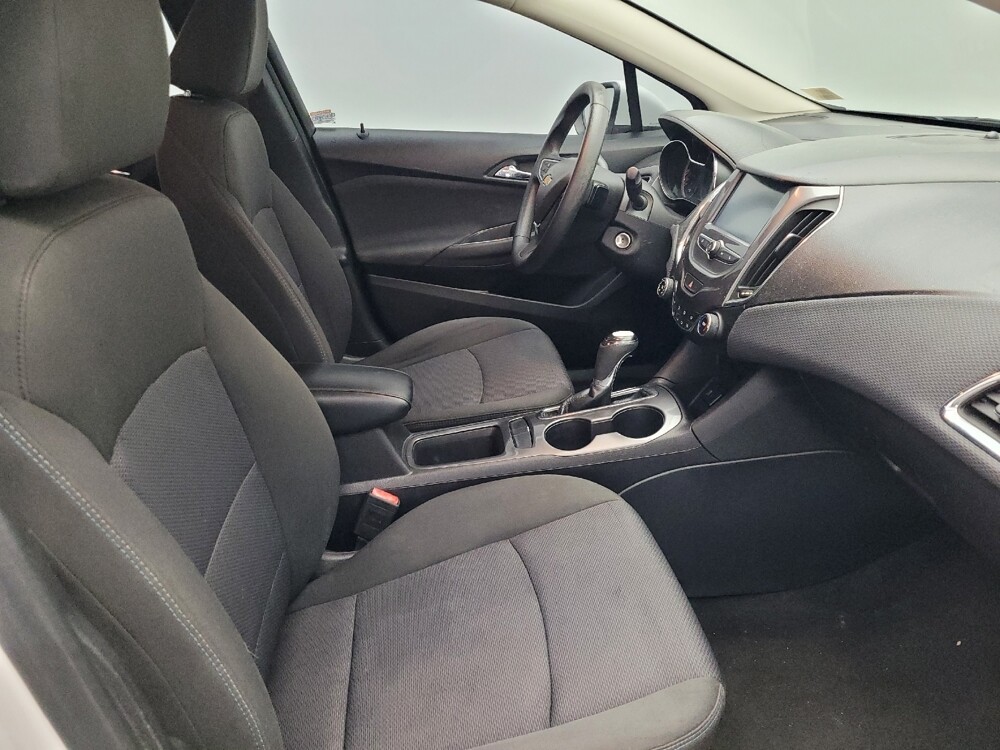 2018 Chevrolet Cruze in Orlando, FL 32808 - 18089770 21