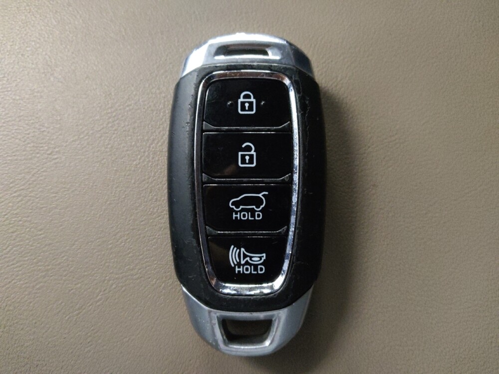 2019 Hyundai Santa Fe in Live Oak, TX 78233 - 18089773 32