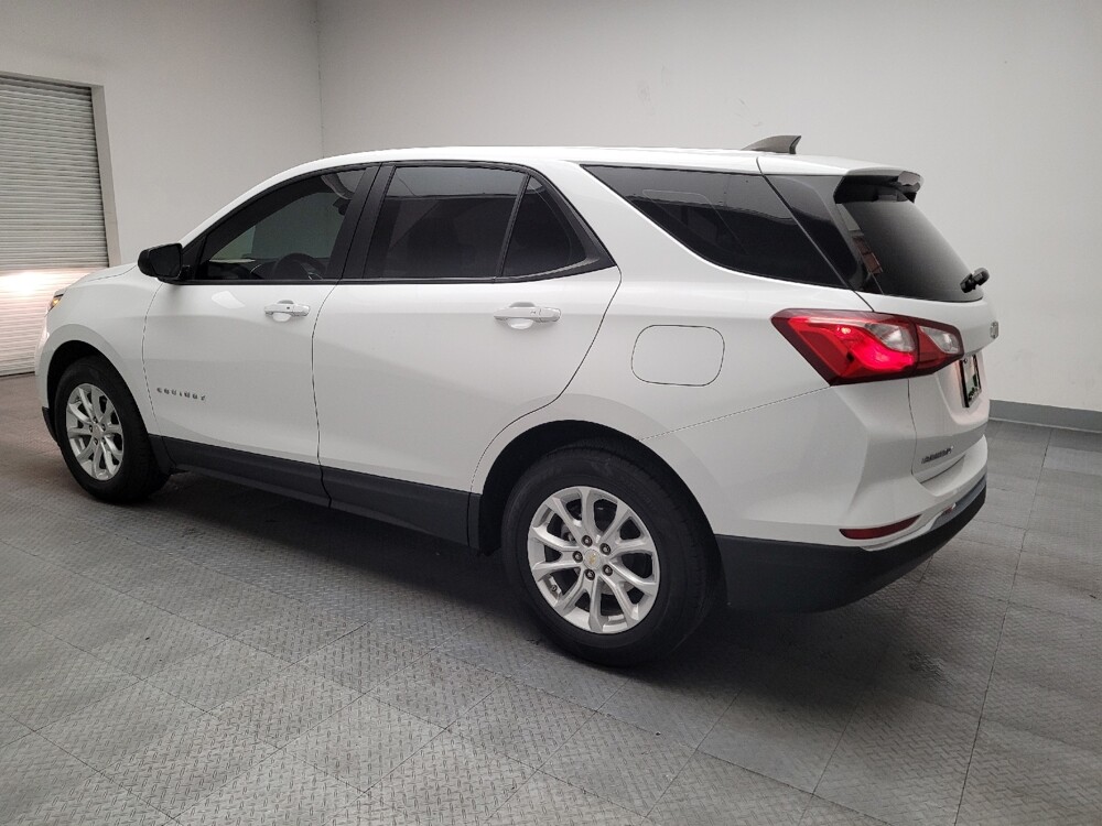 2018 Chevrolet Equinox in Fresno, CA 93726 - 18089777 3