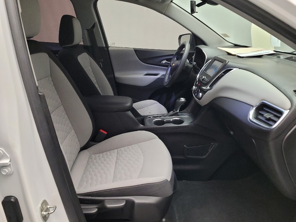 2018 Chevrolet Equinox in Fresno, CA 93726 - 18089777 21