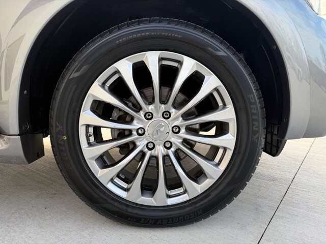 2017 INFINITI QX80 in Knoxville, TN 37920 - 18089780 30