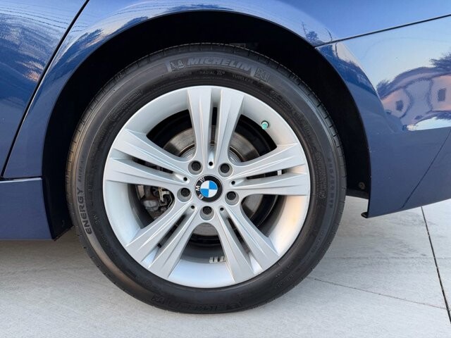 2018 BMW 330i xDrive in Knoxville, TN 37920 - 18089782 27