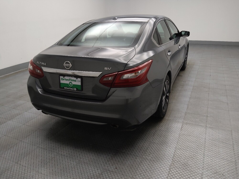 2018 Nissan Altima in Lombard, IL 60148 - 18089798 9