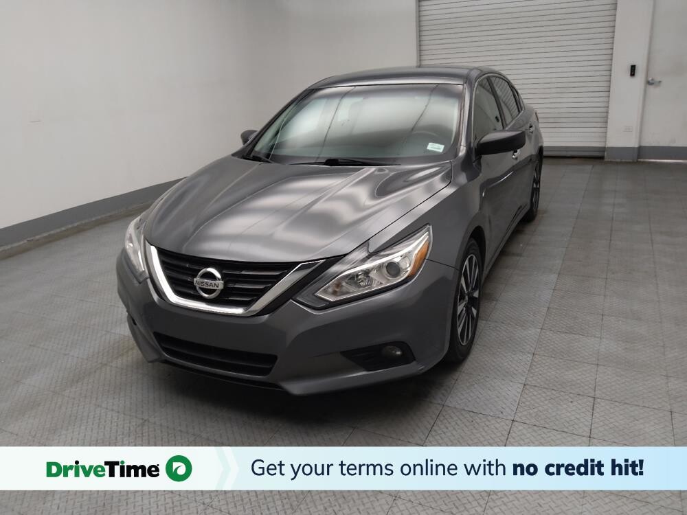 2018 Nissan Altima in Lombard, IL 60148 - 18089798