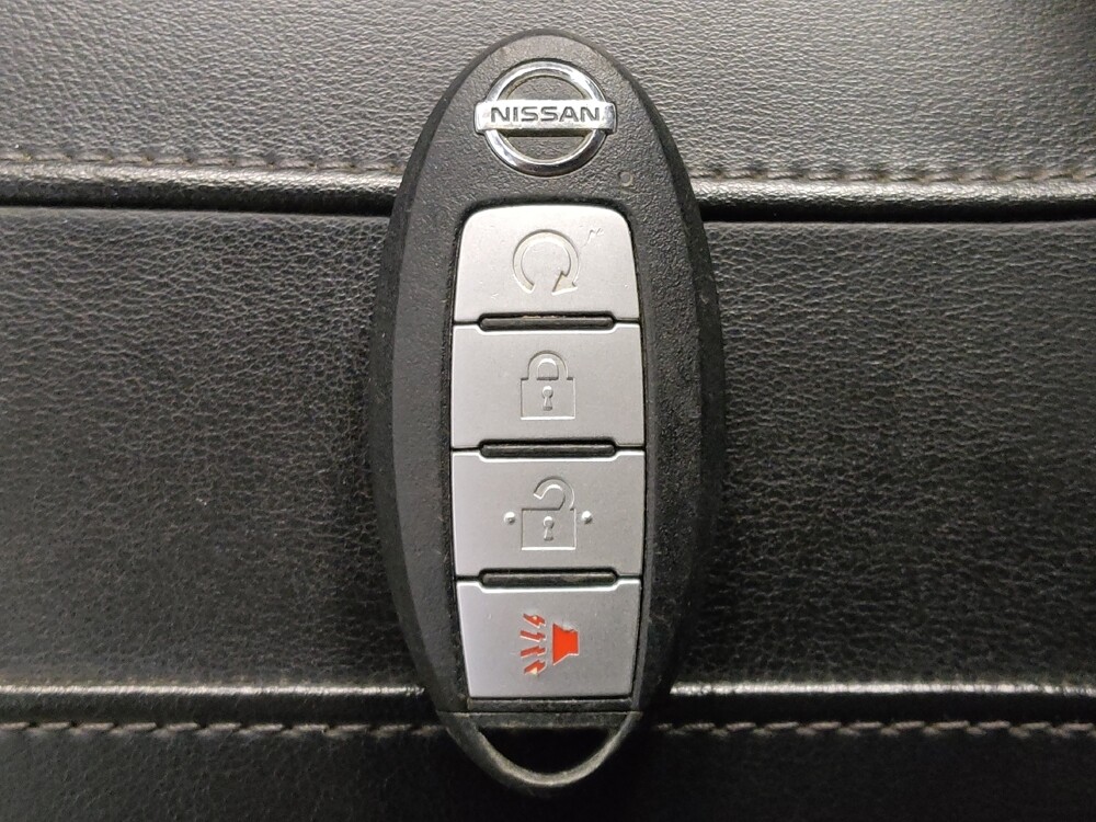 2019 Nissan Rogue Sport in Houston, TX 77060 - 18089802 32