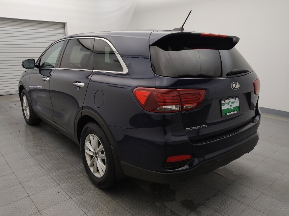 2020 Kia Sorento in Houston, TX 77034 - 18089804 5