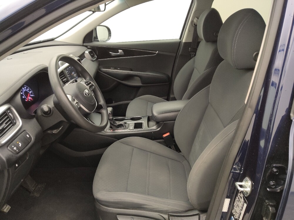2020 Kia Sorento in Houston, TX 77034 - 18089804 17