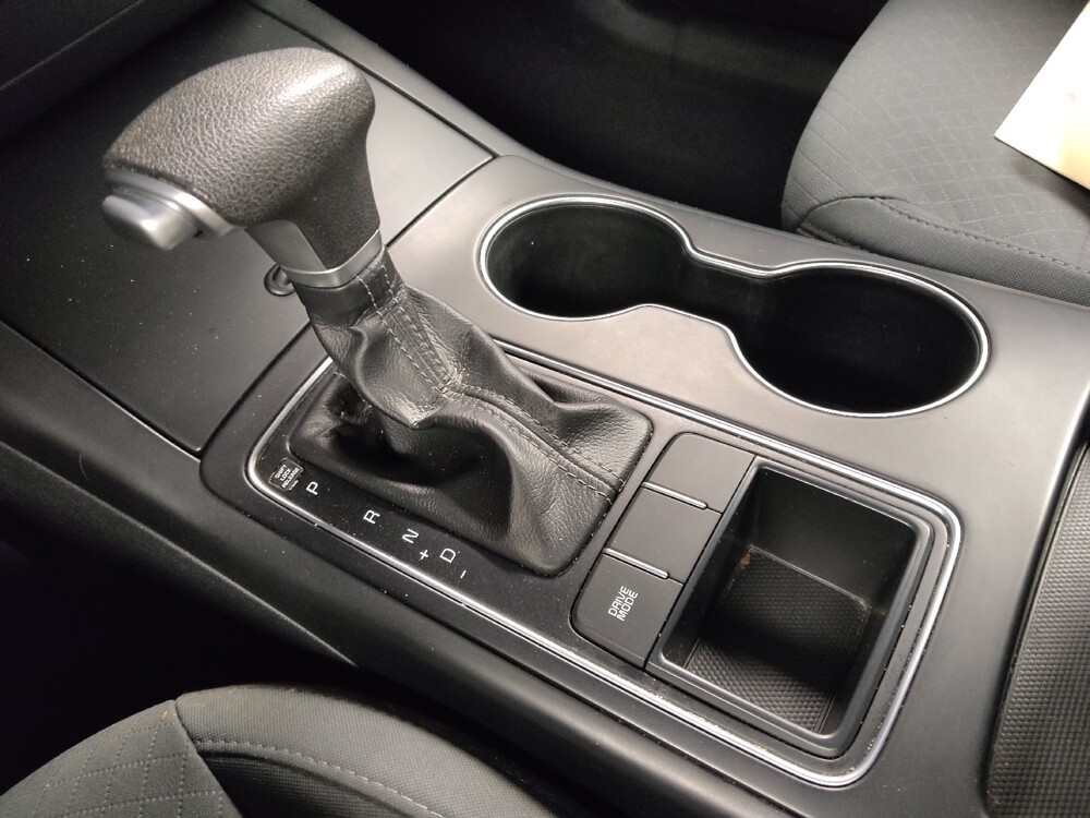 2020 Kia Sorento in Houston, TX 77034 - 18089804 26