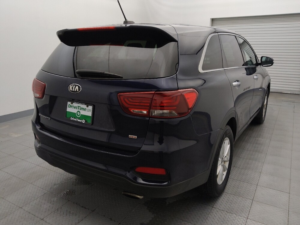2020 Kia Sorento in Houston, TX 77034 - 18089804 7