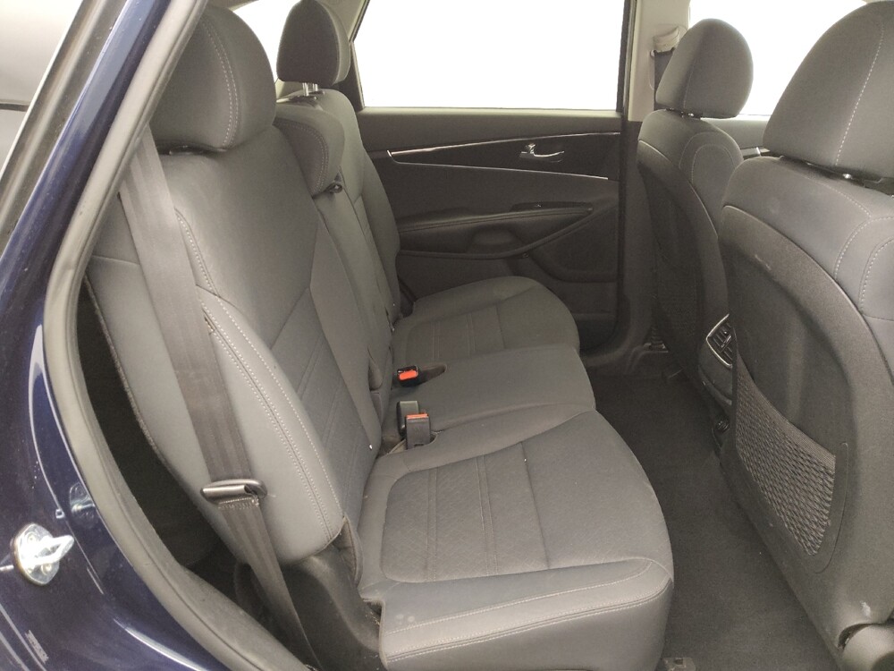 2020 Kia Sorento in Houston, TX 77034 - 18089804 19