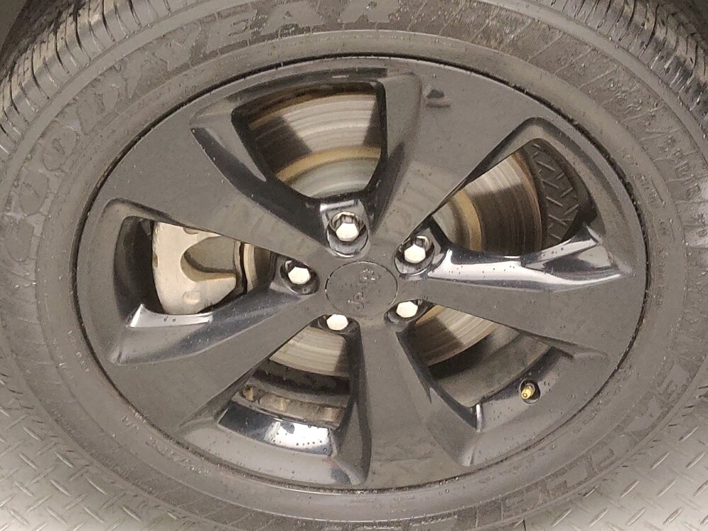 2018 Jeep Cherokee in Tyler, TX 75701 - 18089806 31